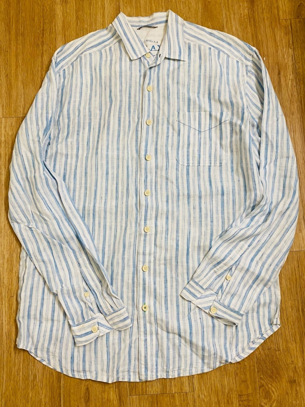 Tommy Bahama 100% linen Blue and White Striped Casual Button-Down Shirt